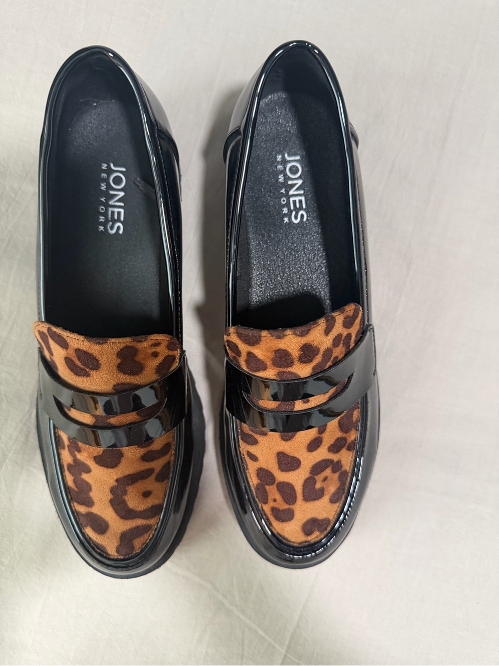 Jones New York Leopard Print Penny Loafers with Black Patent Trim, Size 9 - Picture 2 of 14